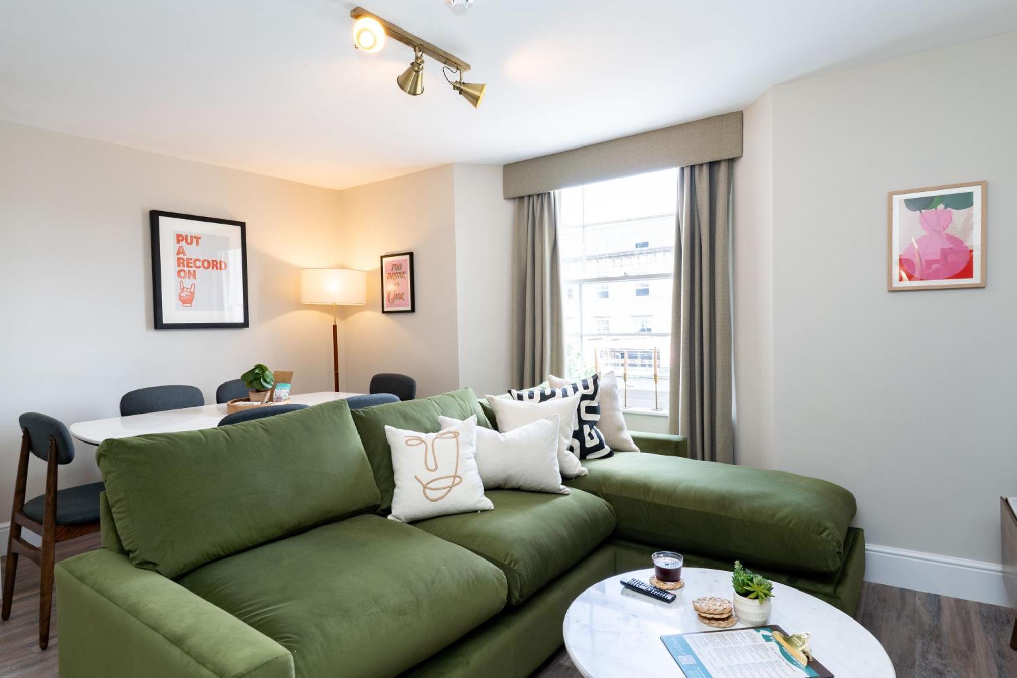 Wellington Place I Your Apartment บริสตอล ภายนอก รูปภาพ