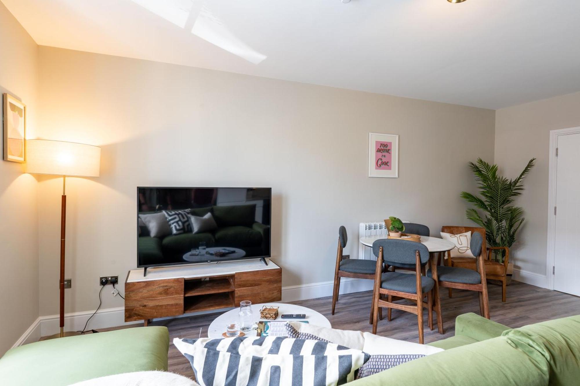 Wellington Place I Your Apartment บริสตอล ภายนอก รูปภาพ